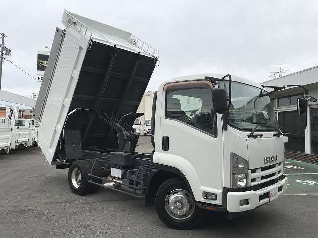Isuzu Forward 11