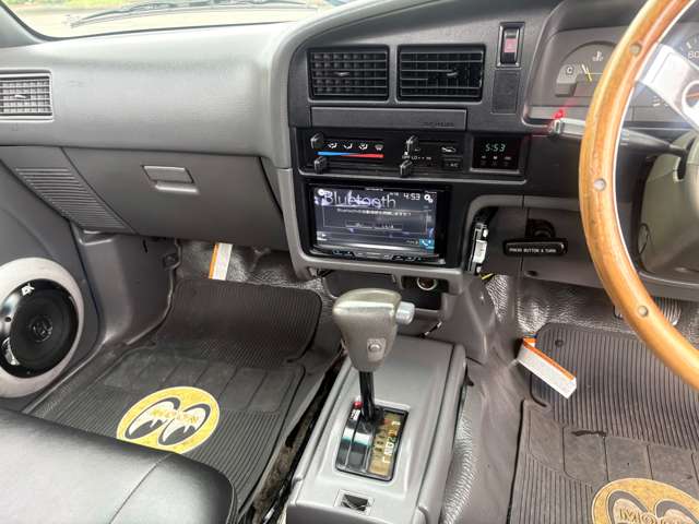 Toyota Hilux 12