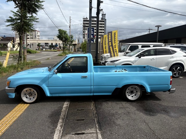 Toyota Hilux 4