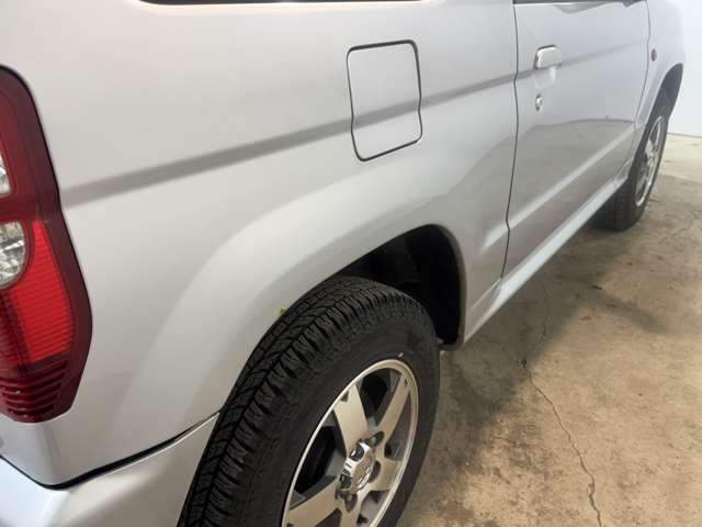 Mitsubishi Pajero Mini 12