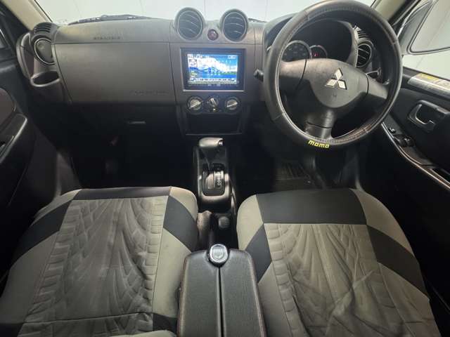Mitsubishi Pajero Mini 3