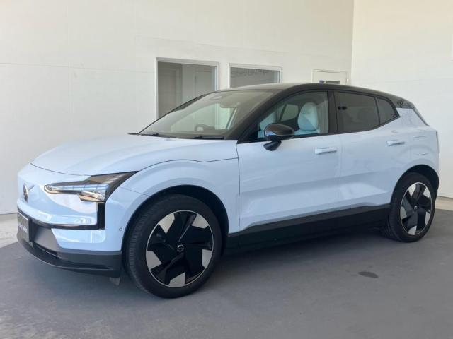 Volvo EX30 3