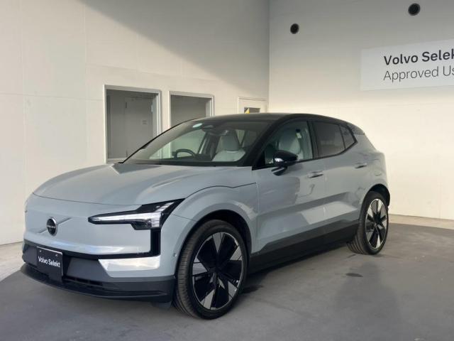 Volvo EX30 3