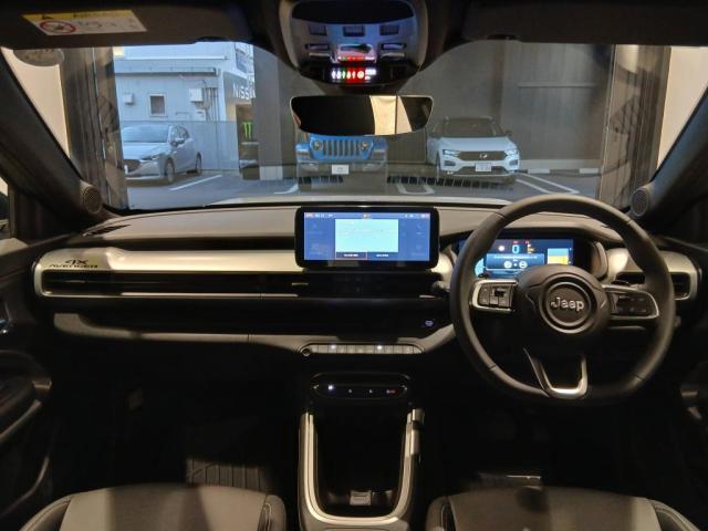 Jeep アベンジャー 6
