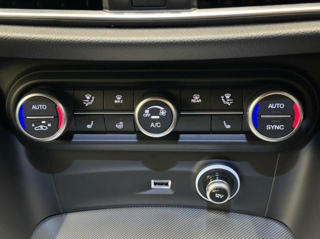 Alfa Romeo Stelvio 9