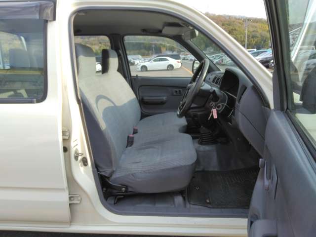 Toyota Hilux 11