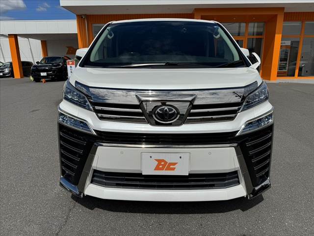 Toyota Vellfire 9