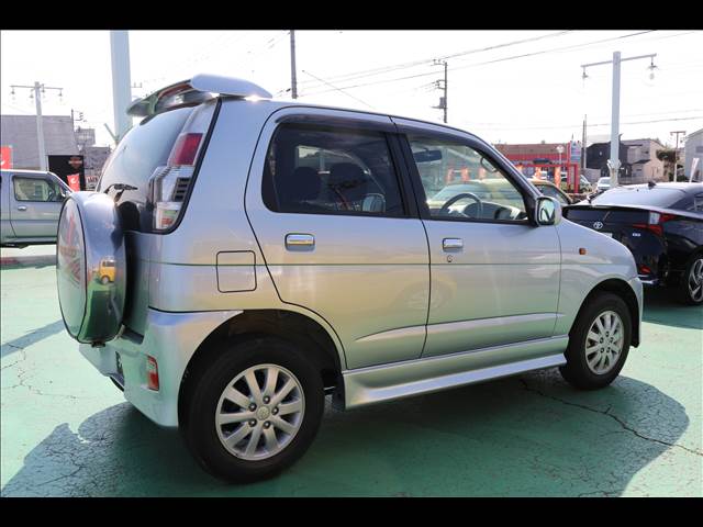 Daihatsu Terios Kid 4