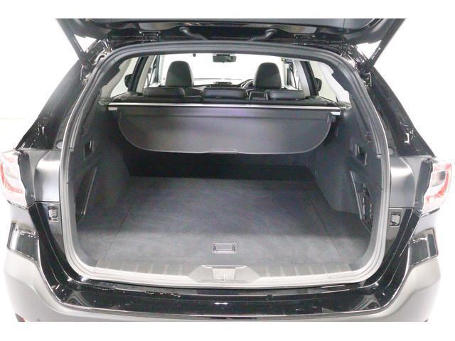 Subaru Legacy Outback 11
