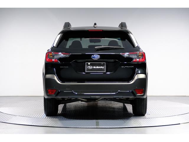 Subaru Legacy Outback 5