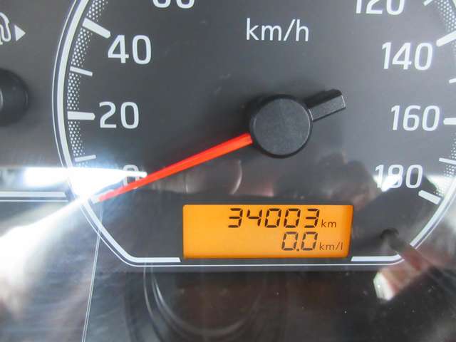 Nissan NV150 AD 4
