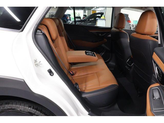 Subaru Legacy Outback 9
