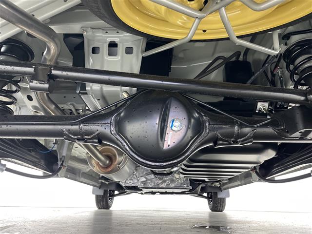 Suzuki Every 8