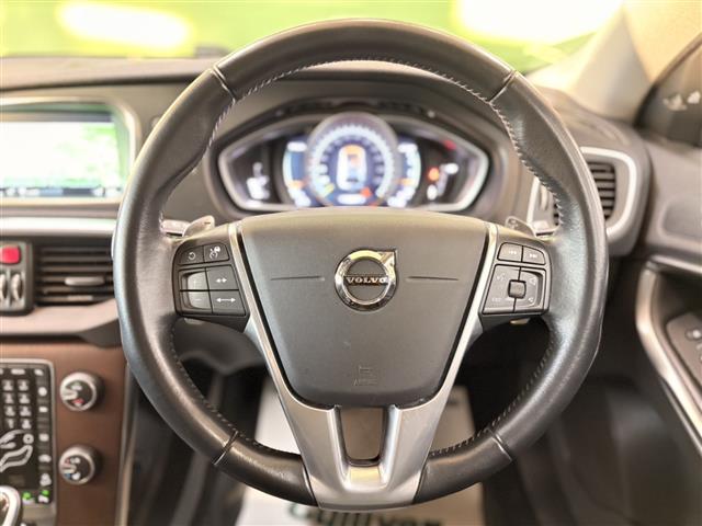 Volvo V40 Cross Country 6