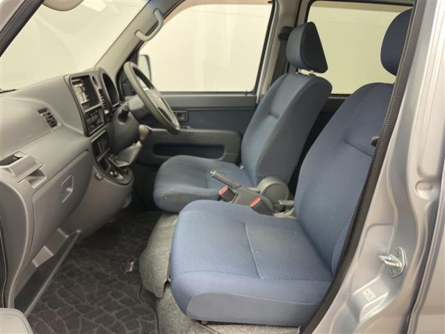 Toyota Pixis Van 11