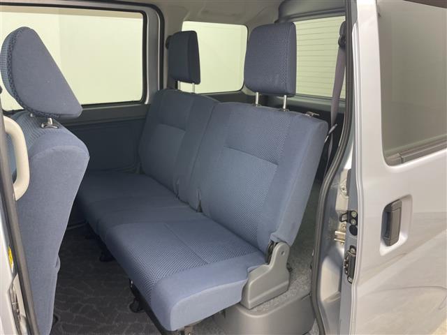 Toyota Pixis Van 12