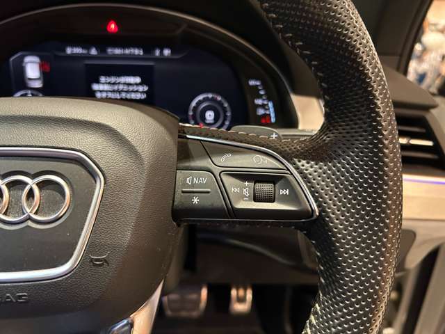 Audi Q7 11