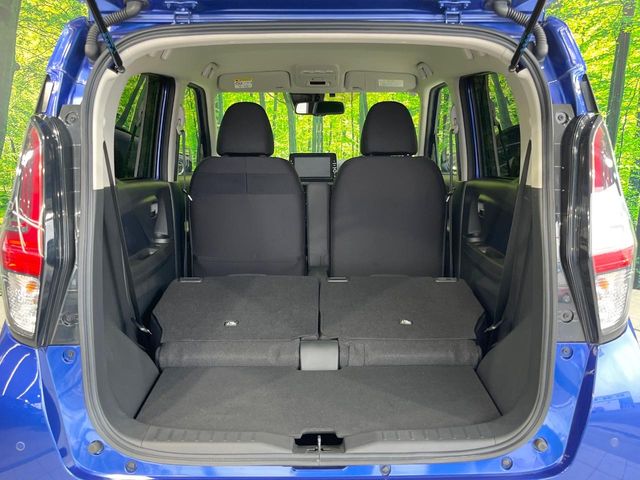 Mitsubishi eK X 10