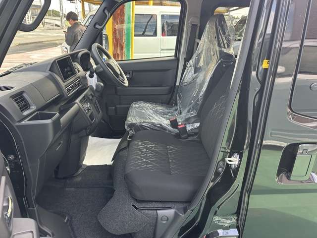 Daihatsu Atrai 5