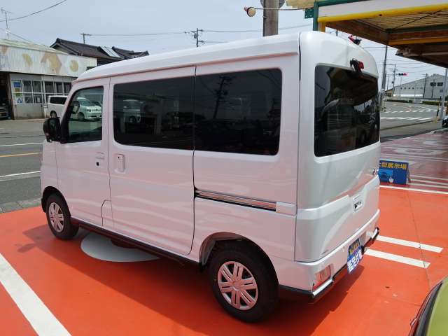 Daihatsu Atrai 4