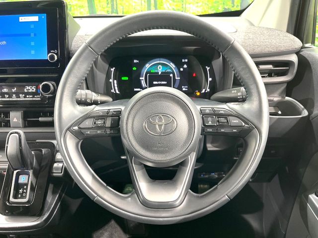 Toyota Sienta 12