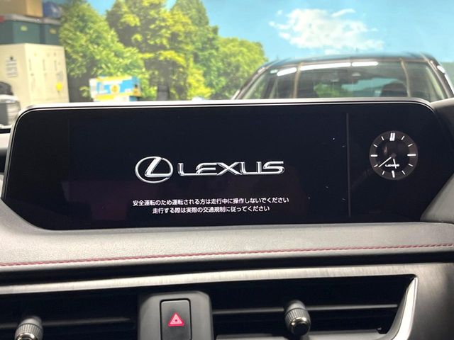 Lexus UX 3