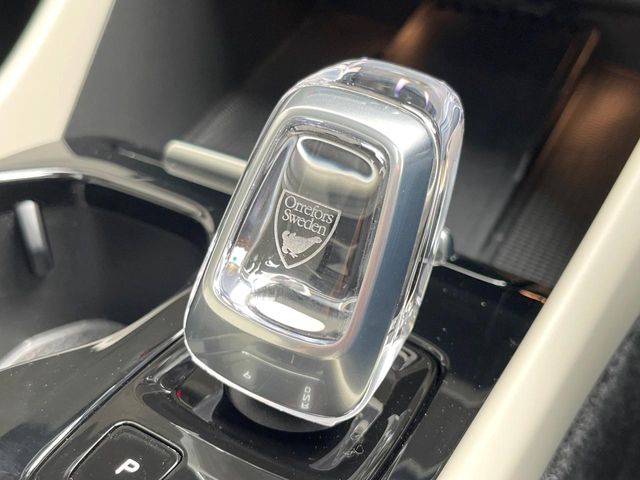 Volvo XC40 11