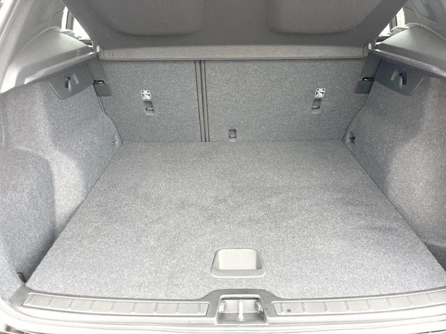 Volvo XC40 11