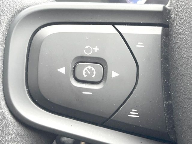 Volvo XC40 6