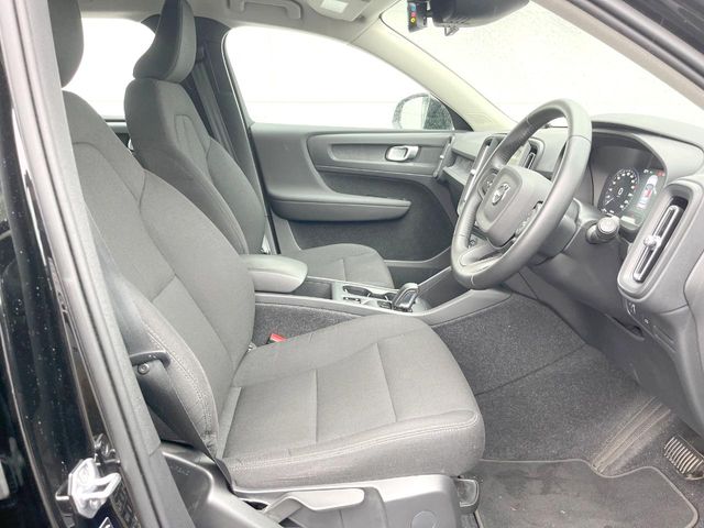 Volvo XC40 9