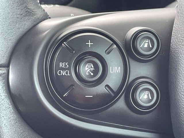MINI Crossover 6