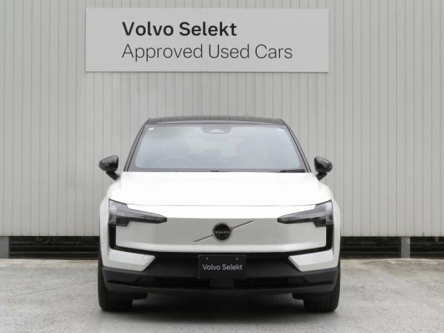 Volvo EX30 9