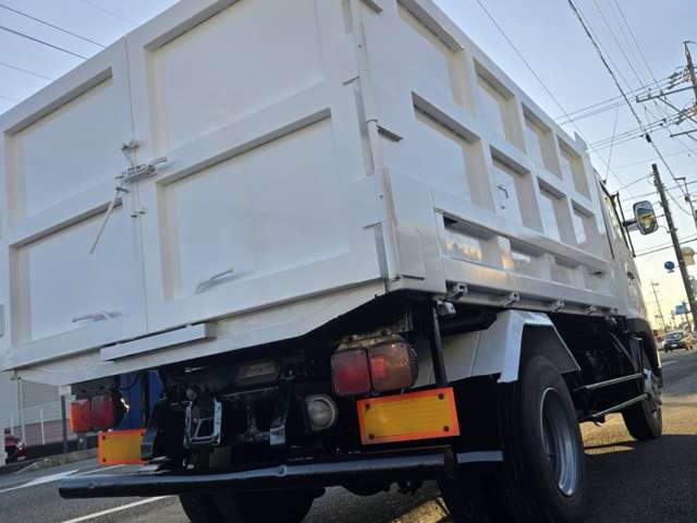 Hino Ranger 12