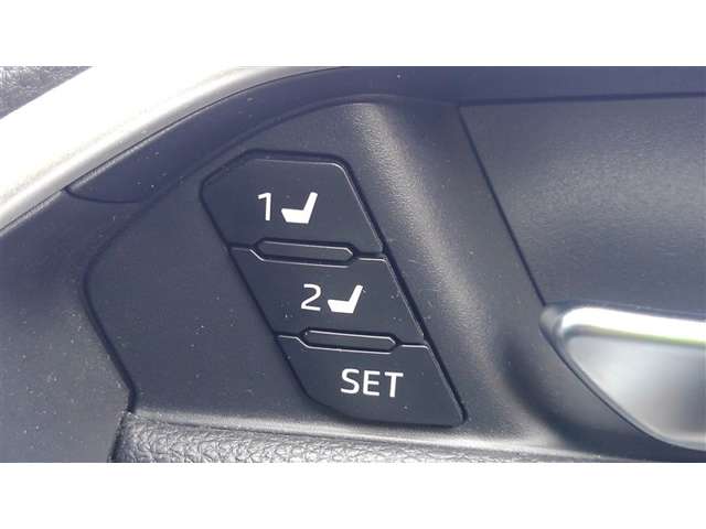 Toyota RAV4 PHV 12
