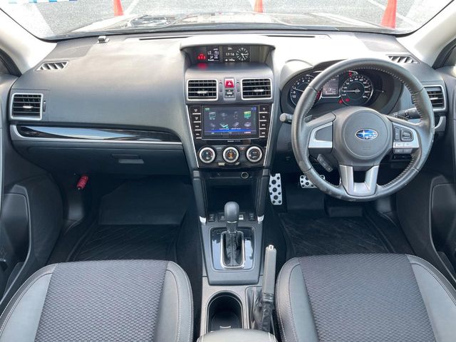 Subaru Forester 2