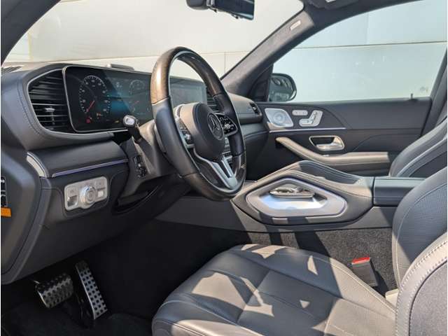 Mercedes-Benz GLS 10