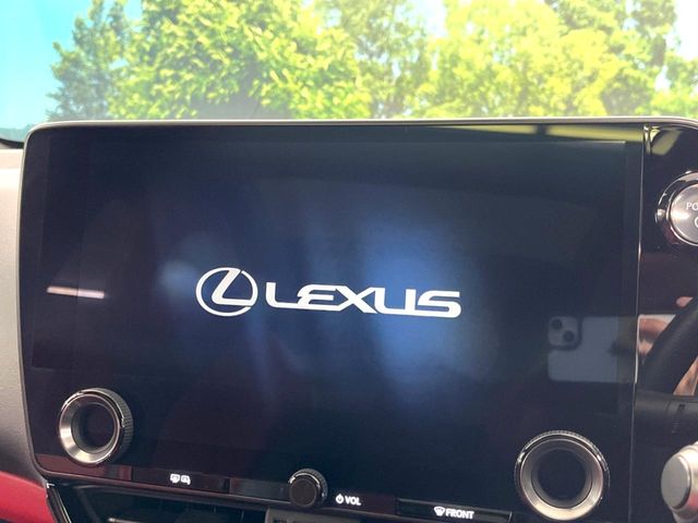 Lexus NX 3