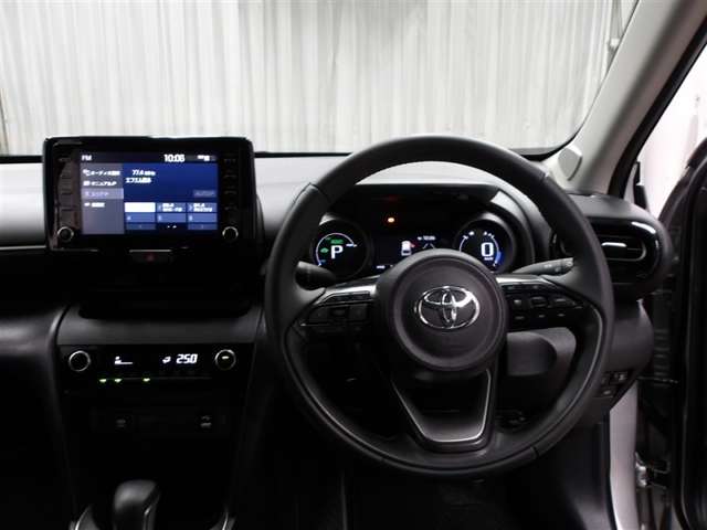 Toyota Yaris Cross 4