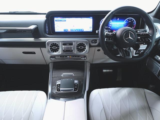 Mercedes-Benz G-Class 12