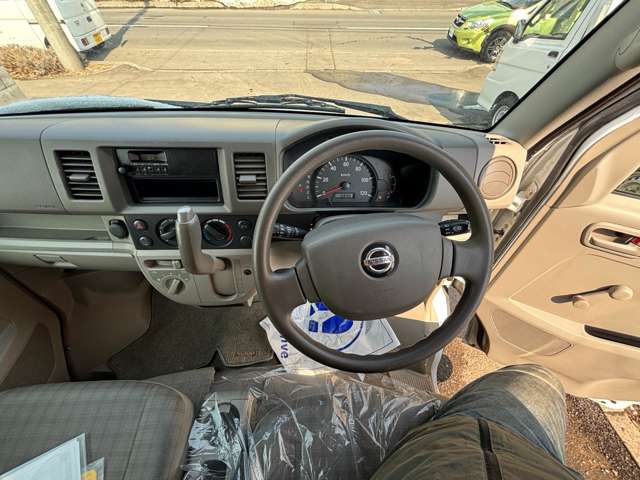 Nissan NV100 Clipper 11