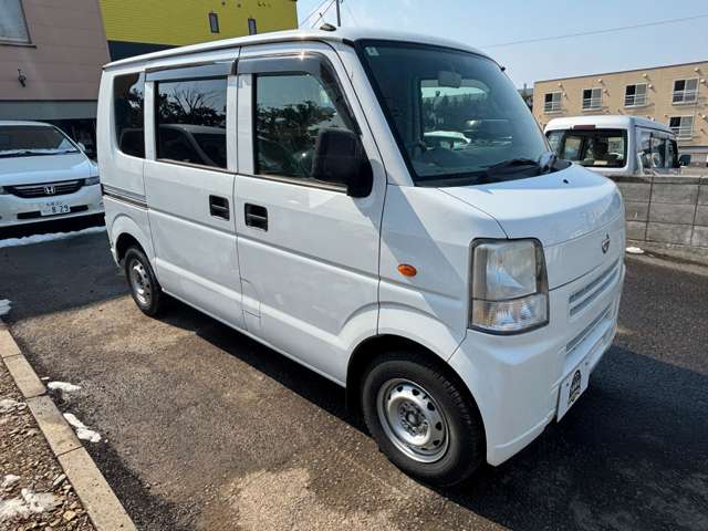 Nissan NV100 Clipper 4