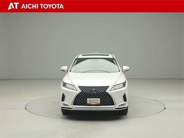 Lexus RX 9