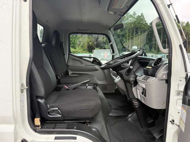 Mitsubishi Fuso Canter 12