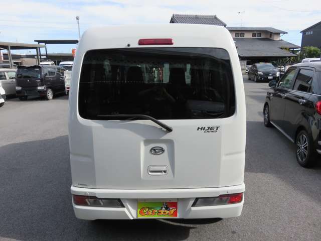 Daihatsu Hijet Cargo 9