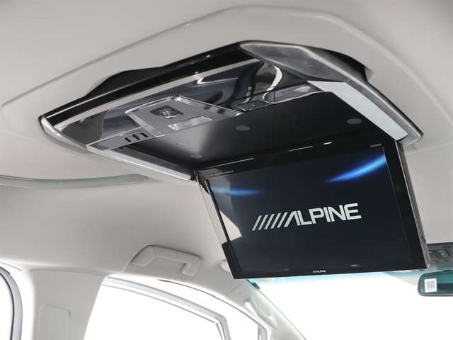 Toyota Alphard 8
