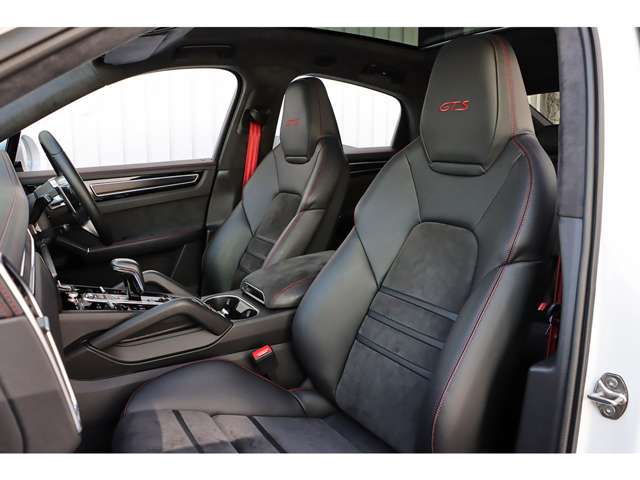 Porsche Cayenne Coupe 11