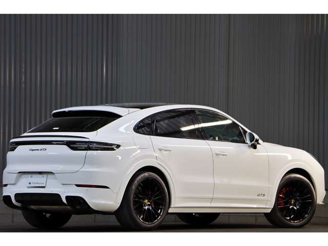 Porsche Cayenne Coupe 2