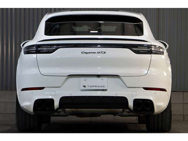 Porsche Cayenne Coupe 7