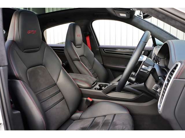 Porsche Cayenne Coupe 10