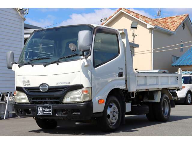 Hino Dutro 6